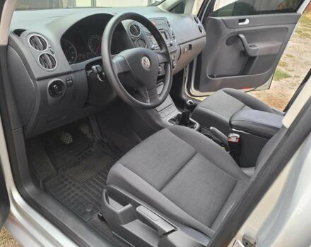 Серый Фольксваген Гольф Плюс, объемом двигателя 1.6 л и пробегом 182 тыс. км за 6400 $, фото 7 на Automoto.ua