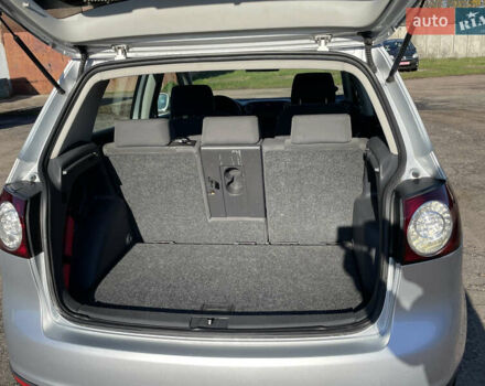 Серый Фольксваген Гольф Плюс, объемом двигателя 1.6 л и пробегом 218 тыс. км за 6300 $, фото 27 на Automoto.ua