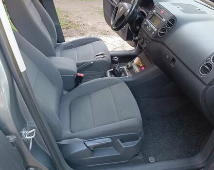 Сірий Фольксваген Golf Plus, об'ємом двигуна 1.97 л та пробігом 299 тис. км за 5233 $, фото 8 на Automoto.ua