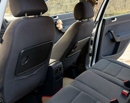 Сірий Фольксваген Golf Plus, об'ємом двигуна 1.6 л та пробігом 229 тис. км за 7300 $, фото 10 на Automoto.ua