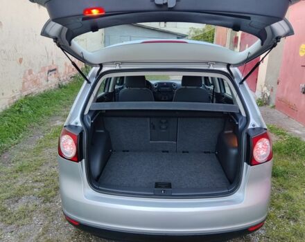 Фольксваген Golf Plus 2005 у Чернівцях на Automoto.ua Сірий Фольксваген Golf Plus, об'ємом двигуна 1.6 л та пробігом 185 тис. км за 5700 $, фото 5 на Automoto.ua