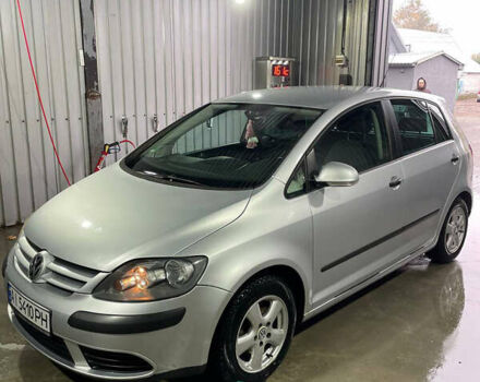 Серый Фольксваген Гольф Плюс, объемом двигателя 1.39 л и пробегом 270 тыс. км за 5100 $, фото 5 на Automoto.ua
