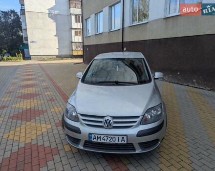Серый Фольксваген Гольф Плюс, объемом двигателя 1.6 л и пробегом 182 тыс. км за 6250 $, фото 4 на Automoto.ua