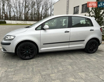 Серый Фольксваген Гольф Плюс, объемом двигателя 1.4 л и пробегом 251 тыс. км за 5150 $, фото 7 на Automoto.ua