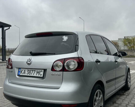 Серый Фольксваген Гольф Плюс, объемом двигателя 1.6 л и пробегом 297 тыс. км за 6000 $, фото 3 на Automoto.ua