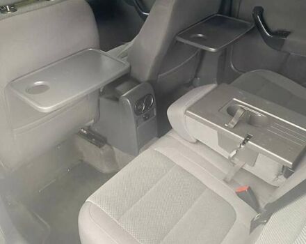 Серый Фольксваген Гольф Плюс, объемом двигателя 1.6 л и пробегом 231 тыс. км за 5500 $, фото 8 на Automoto.ua