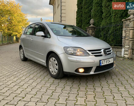 Серый Фольксваген Гольф Плюс, объемом двигателя 1.6 л и пробегом 200 тыс. км за 6850 $, фото 14 на Automoto.ua
