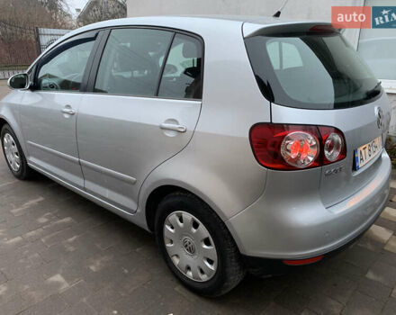 Серый Фольксваген Гольф Плюс, объемом двигателя 1.6 л и пробегом 200 тыс. км за 7200 $, фото 15 на Automoto.ua