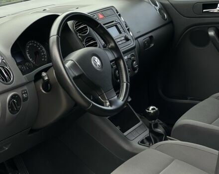 Фольксваген Гольф Плюс 2005 в Виннице на Automoto.ua Серый Фольксваген Гольф Плюс, объемом двигателя 2 л и пробегом 325 тыс. км за 6700 $, фото 7 на Automoto.ua