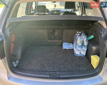 Серый Фольксваген Гольф Плюс, объемом двигателя 1.39 л и пробегом 238 тыс. км за 6000 $, фото 20 на Automoto.ua