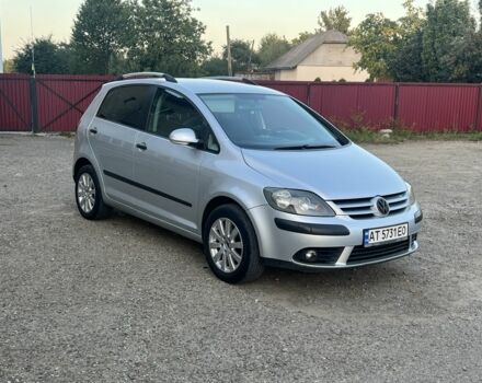 Сірий Фольксваген Golf Plus, об'ємом двигуна 1.6 л та пробігом 206 тис. км за 4800 $, фото 5 на Automoto.ua