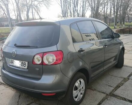 Серый Фольксваген Гольф Плюс, объемом двигателя 1.7 л и пробегом 268 тыс. км за 5400 $, фото 3 на Automoto.ua