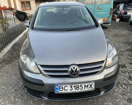 Серый Фольксваген Гольф Плюс, объемом двигателя 1.4 л и пробегом 290 тыс. км за 4500 $, фото 7 на Automoto.ua