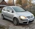Сірий Фольксваген Golf Plus, об'ємом двигуна 1.6 л та пробігом 255 тис. км за 5300 $, фото 15 на Automoto.ua