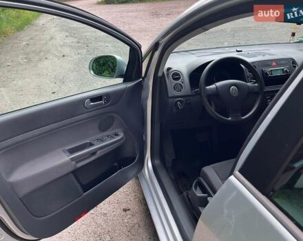 Сірий Фольксваген Golf Plus, об'ємом двигуна 1.6 л та пробігом 199 тис. км за 6500 $, фото 3 на Automoto.ua
