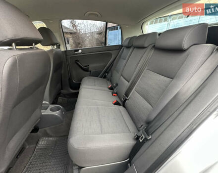 Серый Фольксваген Гольф Плюс, объемом двигателя 1.6 л и пробегом 180 тыс. км за 6200 $, фото 39 на Automoto.ua