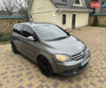 Серый Фольксваген Гольф Плюс, объемом двигателя 1.6 л и пробегом 209 тыс. км за 5200 $, фото 5 на Automoto.ua