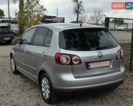 Серый Фольксваген Гольф Плюс, объемом двигателя 1.6 л и пробегом 211 тыс. км за 6600 $, фото 14 на Automoto.ua