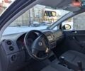 Серый Фольксваген Гольф Плюс, объемом двигателя 1.4 л и пробегом 250 тыс. км за 5350 $, фото 14 на Automoto.ua