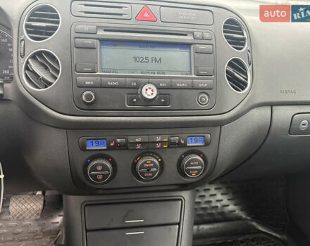 Сірий Фольксваген Golf Plus, об'ємом двигуна 1.6 л та пробігом 270 тис. км за 5850 $, фото 13 на Automoto.ua