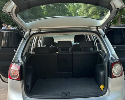 Серый Фольксваген Гольф Плюс, объемом двигателя 1.6 л и пробегом 196 тыс. км за 5299 $, фото 5 на Automoto.ua