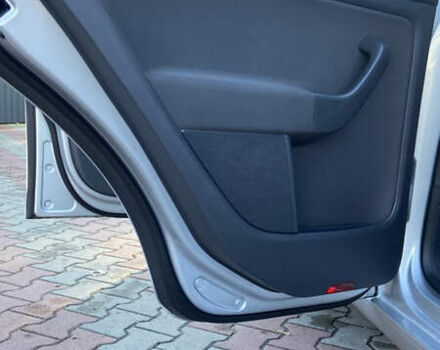 Серый Фольксваген Гольф Плюс, объемом двигателя 1.6 л и пробегом 212 тыс. км за 5399 $, фото 13 на Automoto.ua