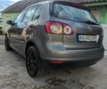 Серый Фольксваген Гольф Плюс, объемом двигателя 1.6 л и пробегом 290 тыс. км за 6500 $, фото 4 на Automoto.ua
