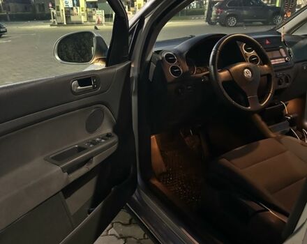 Сірий Фольксваген Golf Plus, об'ємом двигуна 2 л та пробігом 162 тис. км за 6399 $, фото 5 на Automoto.ua