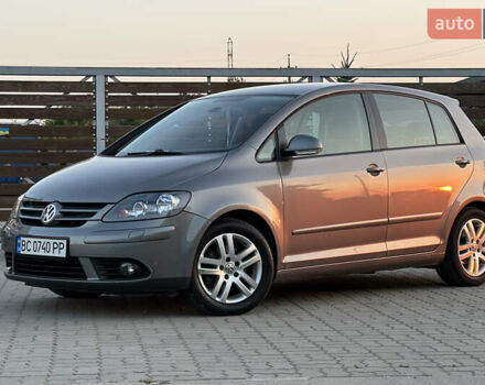 Сірий Фольксваген Golf Plus, об'ємом двигуна 1.6 л та пробігом 260 тис. км за 6799 $, фото 1 на Automoto.ua