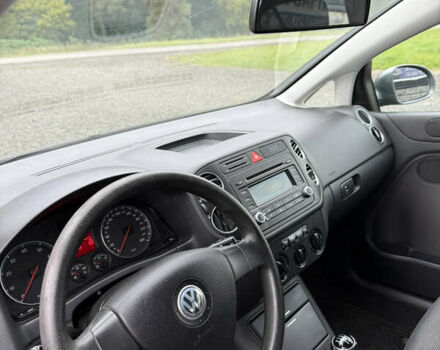Фольксваген Гольф Плюс 2006 в Луцке на Automoto.ua Серый Фольксваген Гольф Плюс, объемом двигателя 1.6 л и пробегом 216 тыс. км за 4800 $, фото 5 на Automoto.ua