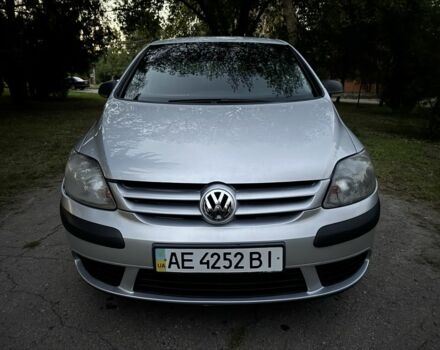 Серый Фольксваген Гольф Плюс, объемом двигателя 1.6 л и пробегом 202 тыс. км за 4499 $, фото 9 на Automoto.ua