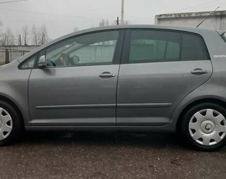 Серый Фольксваген Гольф Плюс, объемом двигателя 1.6 л и пробегом 202 тыс. км за 5650 $, фото 2 на Automoto.ua