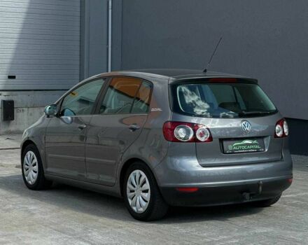 Серый Фольксваген Гольф Плюс, объемом двигателя 1.4 л и пробегом 212 тыс. км за 5500 $, фото 5 на Automoto.ua