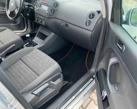 Серый Фольксваген Гольф Плюс, объемом двигателя 1.9 л и пробегом 216 тыс. км за 2950 $, фото 11 на Automoto.ua