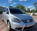 Серый Фольксваген Гольф Плюс, объемом двигателя 1.6 л и пробегом 163 тыс. км за 6400 $, фото 1 на Automoto.ua