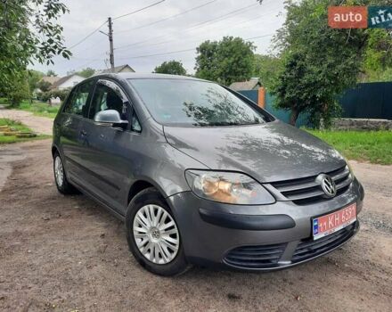 Серый Фольксваген Гольф Плюс, объемом двигателя 1.6 л и пробегом 212 тыс. км за 6100 $, фото 105 на Automoto.ua