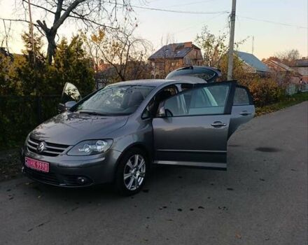 Серый Фольксваген Гольф Плюс, объемом двигателя 1.6 л и пробегом 217 тыс. км за 7400 $, фото 31 на Automoto.ua