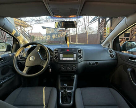 Серый Фольксваген Гольф Плюс, объемом двигателя 1.4 л и пробегом 191 тыс. км за 5900 $, фото 9 на Automoto.ua