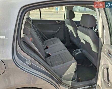 Серый Фольксваген Гольф Плюс, объемом двигателя 1.4 л и пробегом 227 тыс. км за 5500 $, фото 15 на Automoto.ua