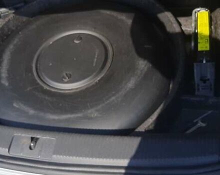 Серый Фольксваген Гольф Плюс, объемом двигателя 1.6 л и пробегом 256 тыс. км за 5500 $, фото 6 на Automoto.ua