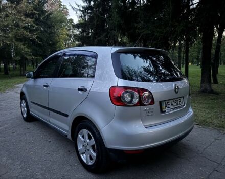 Серый Фольксваген Гольф Плюс, объемом двигателя 1.6 л и пробегом 202 тыс. км за 4499 $, фото 4 на Automoto.ua