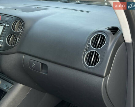 Сірий Фольксваген Golf Plus, об'ємом двигуна 1.6 л та пробігом 260 тис. км за 6799 $, фото 60 на Automoto.ua