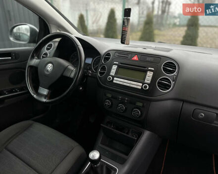 Сірий Фольксваген Golf Plus, об'ємом двигуна 1.6 л та пробігом 202 тис. км за 6500 $, фото 37 на Automoto.ua