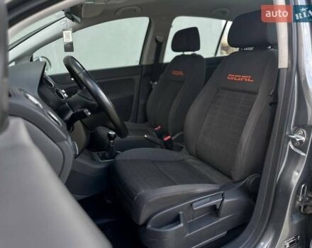 Серый Фольксваген Гольф Плюс, объемом двигателя 1.39 л и пробегом 212 тыс. км за 5500 $, фото 12 на Automoto.ua