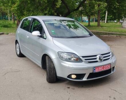 Серый Фольксваген Гольф Плюс, объемом двигателя 1.6 л и пробегом 180 тыс. км за 6700 $, фото 6 на Automoto.ua