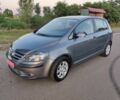 Серый Фольксваген Гольф Плюс, объемом двигателя 1.6 л и пробегом 175 тыс. км за 5999 $, фото 2 на Automoto.ua
