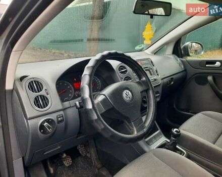 Сірий Фольксваген Golf Plus, об'ємом двигуна 1.6 л та пробігом 213 тис. км за 6750 $, фото 59 на Automoto.ua