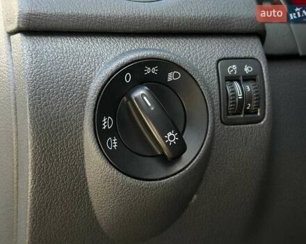 Серый Фольксваген Гольф Плюс, объемом двигателя 1.39 л и пробегом 212 тыс. км за 4990 $, фото 25 на Automoto.ua