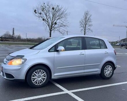Серый Фольксваген Гольф Плюс, объемом двигателя 1.6 л и пробегом 194 тыс. км за 5400 $, фото 18 на Automoto.ua