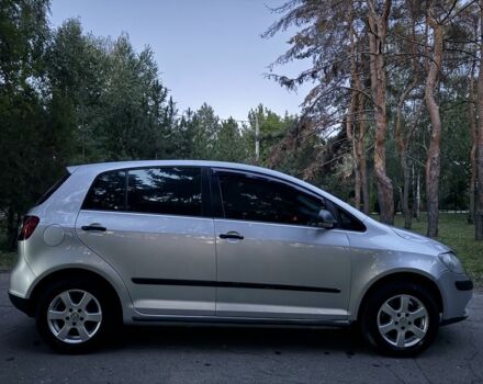 Серый Фольксваген Гольф Плюс, объемом двигателя 1.6 л и пробегом 202 тыс. км за 4499 $, фото 7 на Automoto.ua